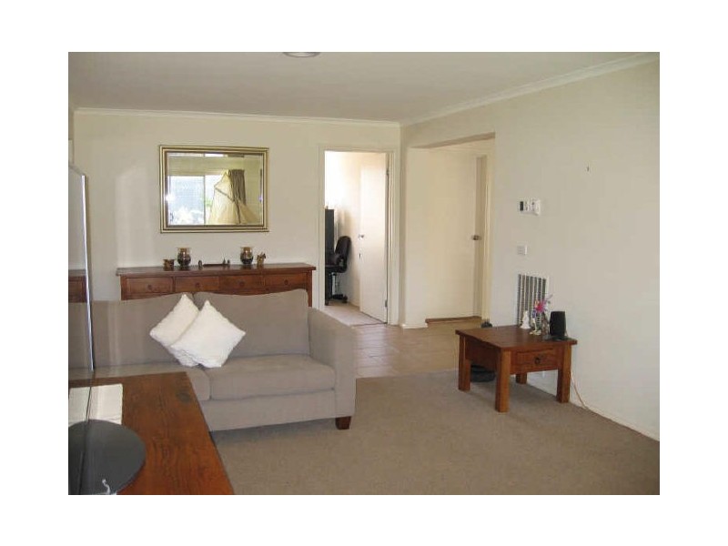 5 Eve Close, Skye VIC 3977