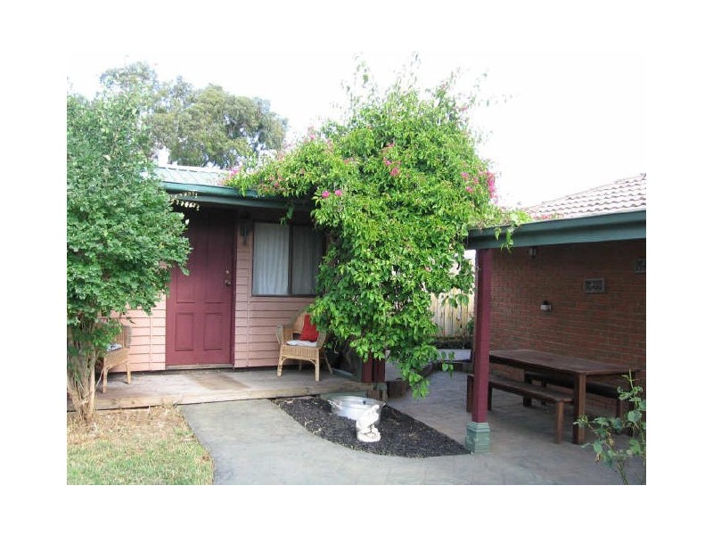 5 Bushlark Drive, Carrum Downs VIC 3201