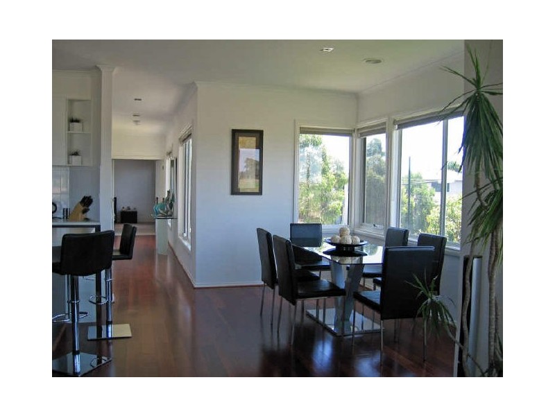 28 Spence Terrace, Sandhurst VIC 3977