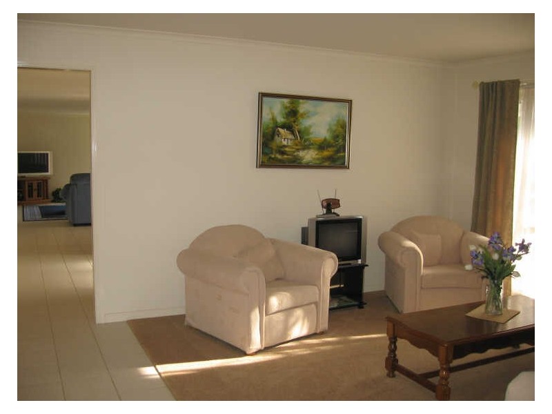 27 Banjo Boulevard, Carrum Downs VIC 3201