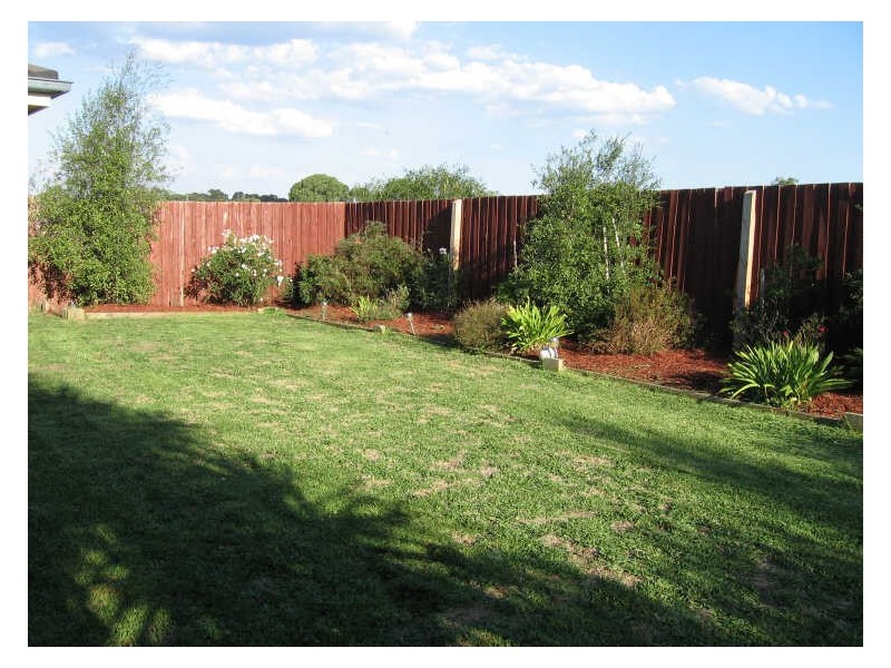 27 Banjo Boulevard, Carrum Downs VIC 3201