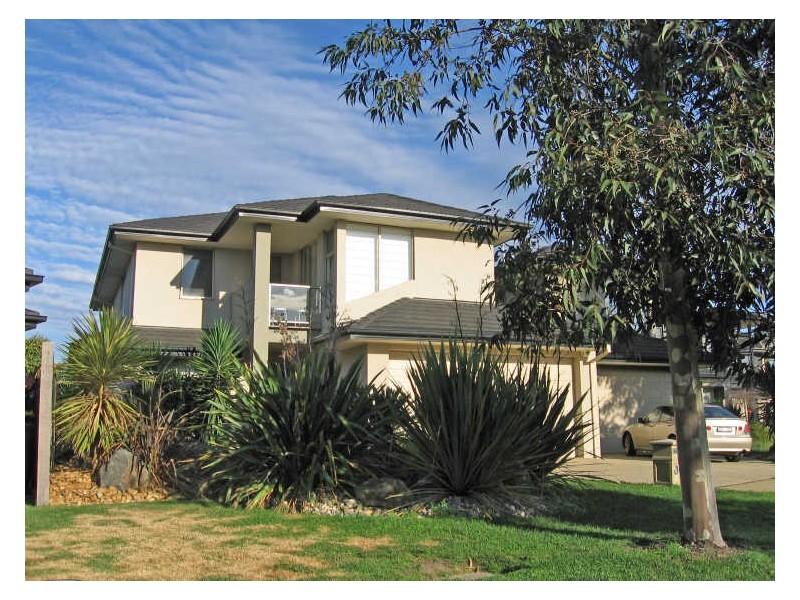 13 Mashie Terrace, Sandhurst VIC 3977