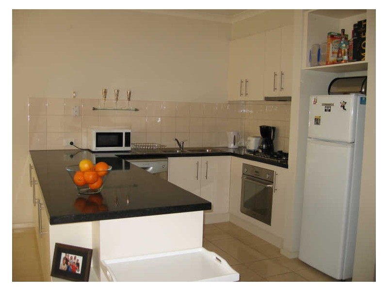 15/2 Coventry Drive, Sandhurst VIC 3977