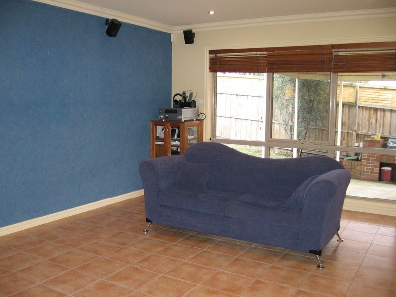 19 Whiting Court, Skye VIC 3977