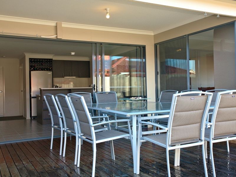 2 Barcoo Court, Carrum Downs VIC 3201