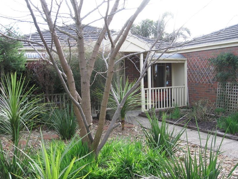 8 John Wedge Wynd, Skye VIC 3977