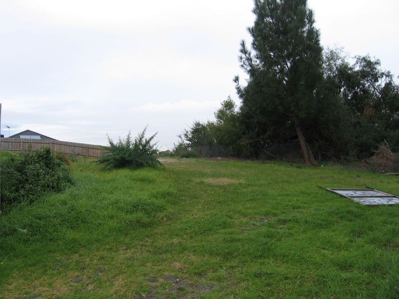 8 Ella Paige Place, Carrum Downs VIC 3201