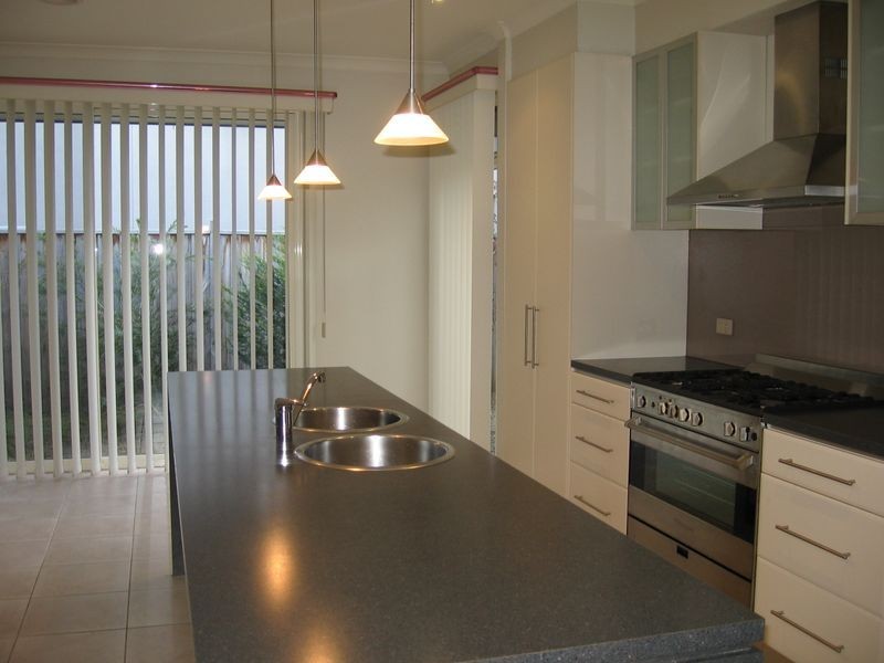 17 Kingsford Smith Court, Sandhurst VIC 3977