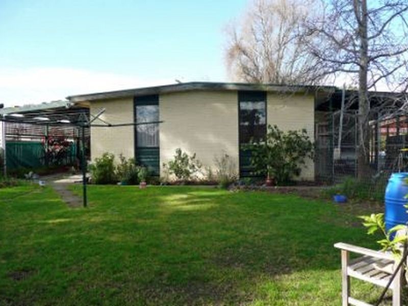 4 Alder Court, Frankston North VIC 3200