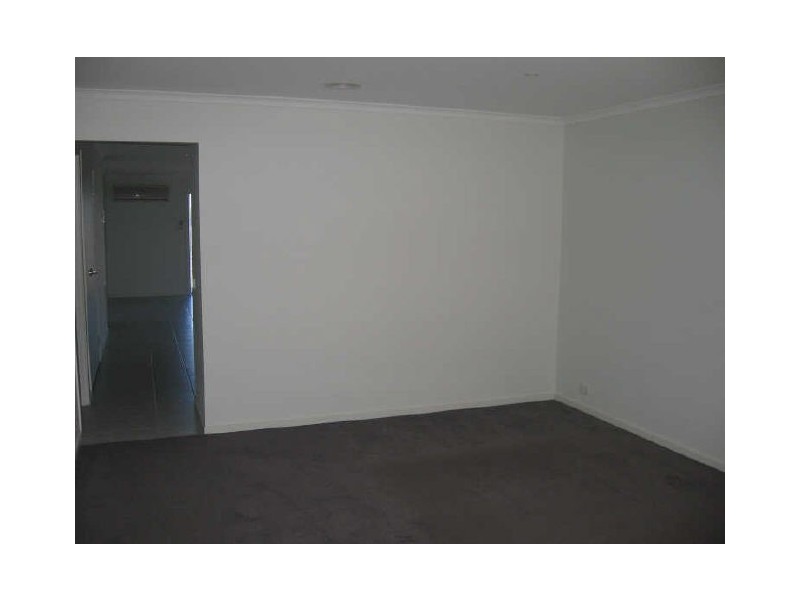 15 Garnet Close, Skye VIC 3977