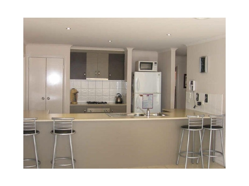 33 Balinga Drive, Skye VIC 3977