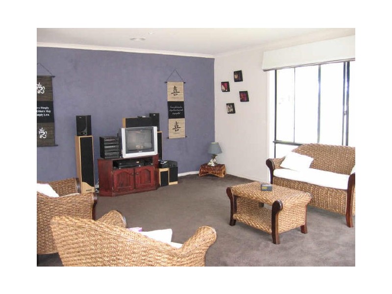 33 Balinga Drive, Skye VIC 3977