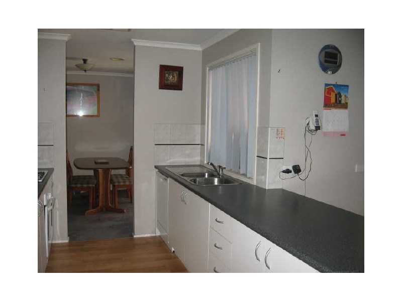 90 Oberon Drive, Carrum Downs VIC 3201