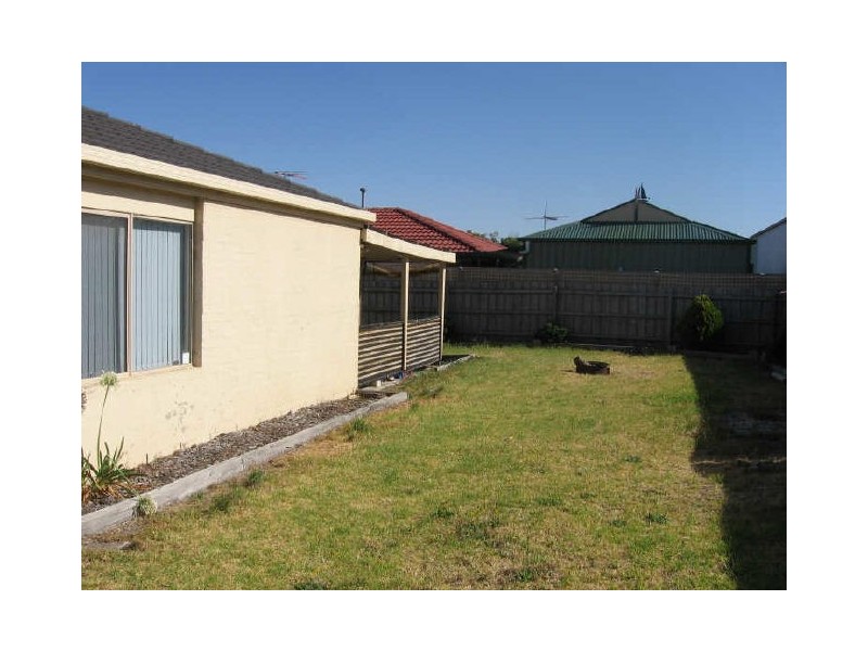 90 Oberon Drive, Carrum Downs VIC 3201