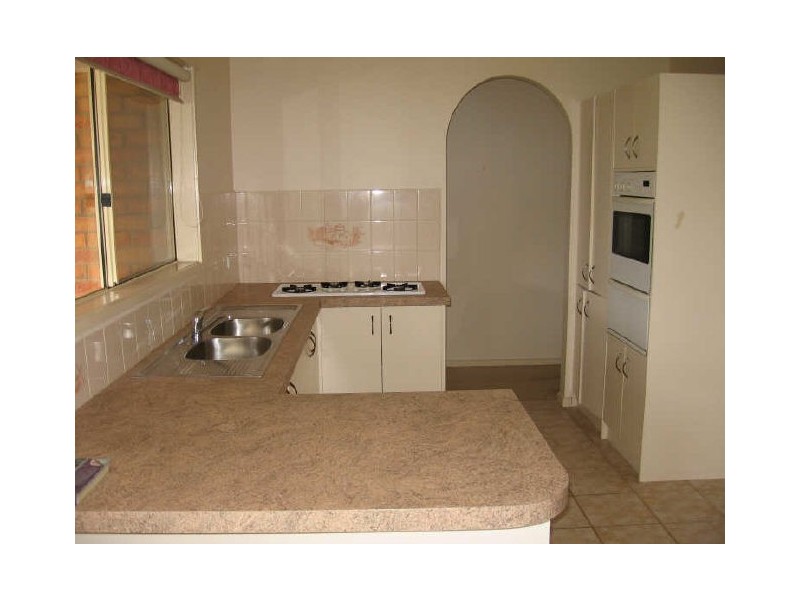 16 Capella Court, Carrum Downs VIC 3201