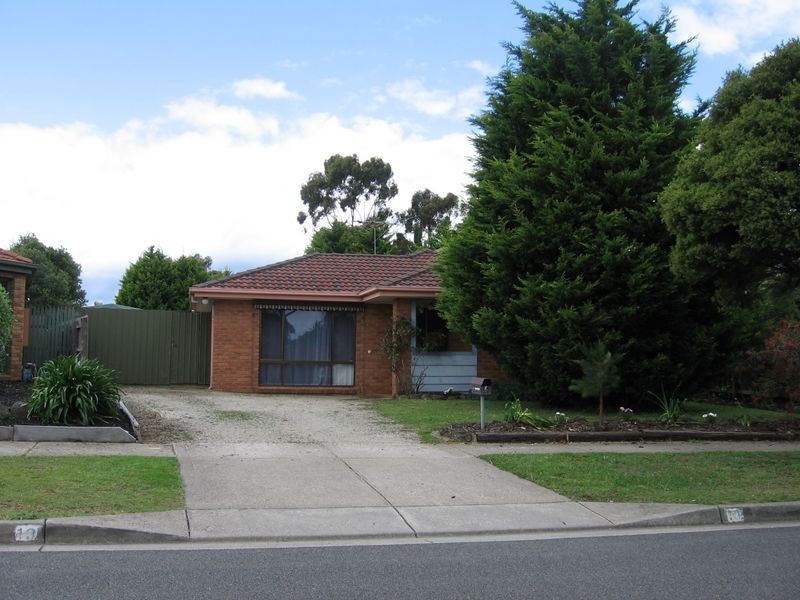 13 Quarrion Drive, Carrum Downs VIC 3201