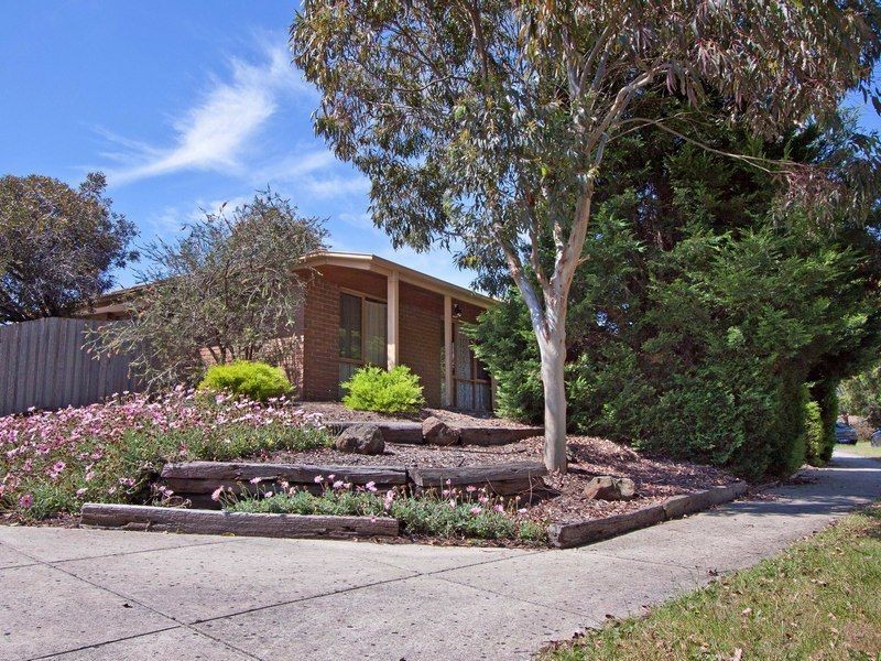 1 Carrington Crescent, Carrum Downs VIC 3201