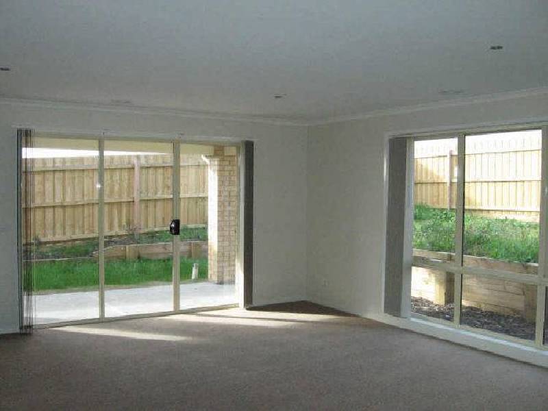 9 Golden Way, Skye VIC 3977