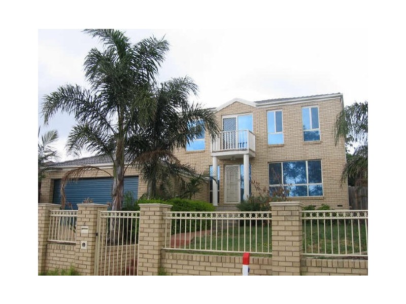 2 Overall Drive, Skye VIC 3977