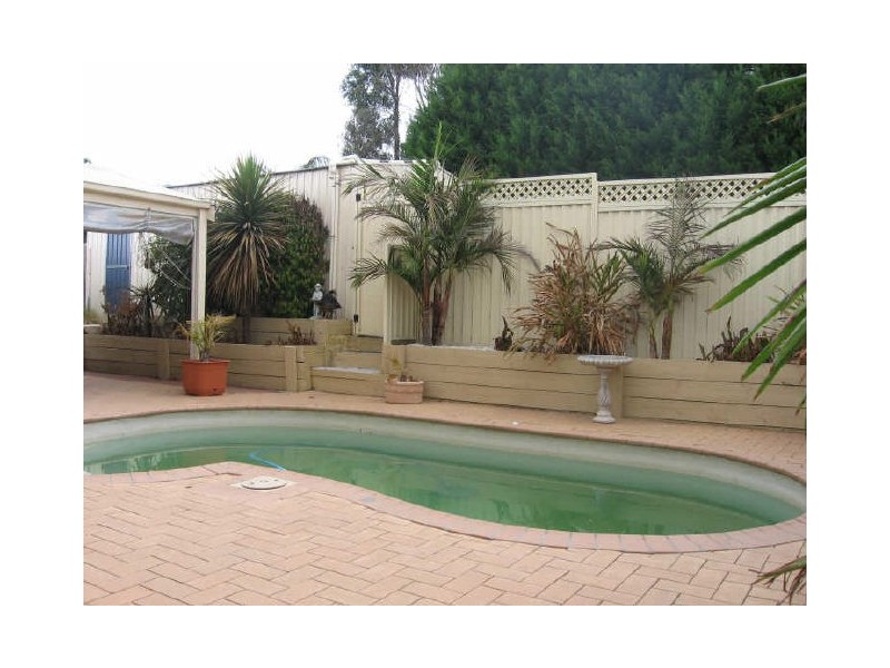 2 Overall Drive, Skye VIC 3977