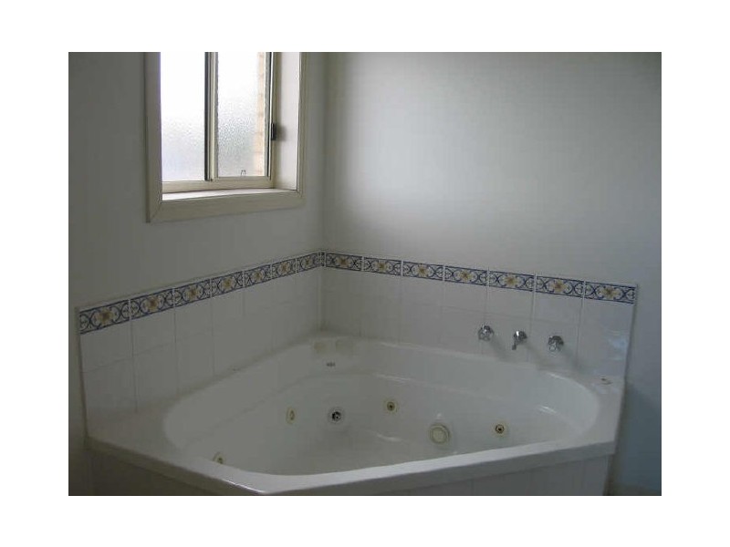 2 Overall Drive, Skye VIC 3977