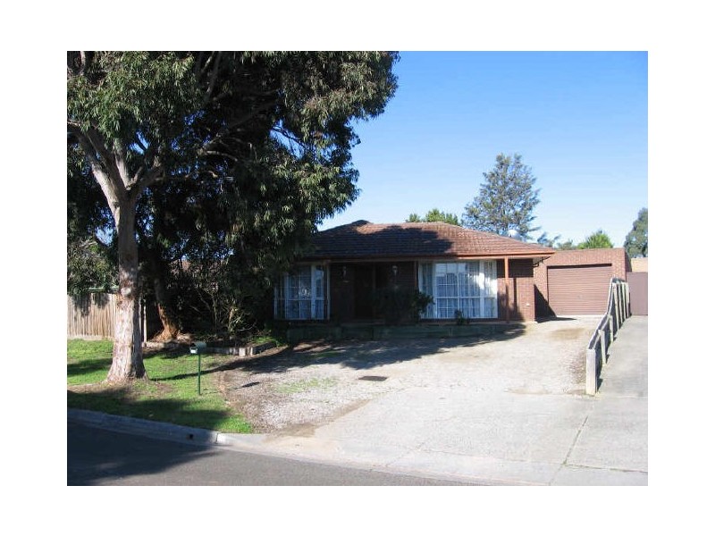 16 Thornbill Drive, Carrum Downs VIC 3201