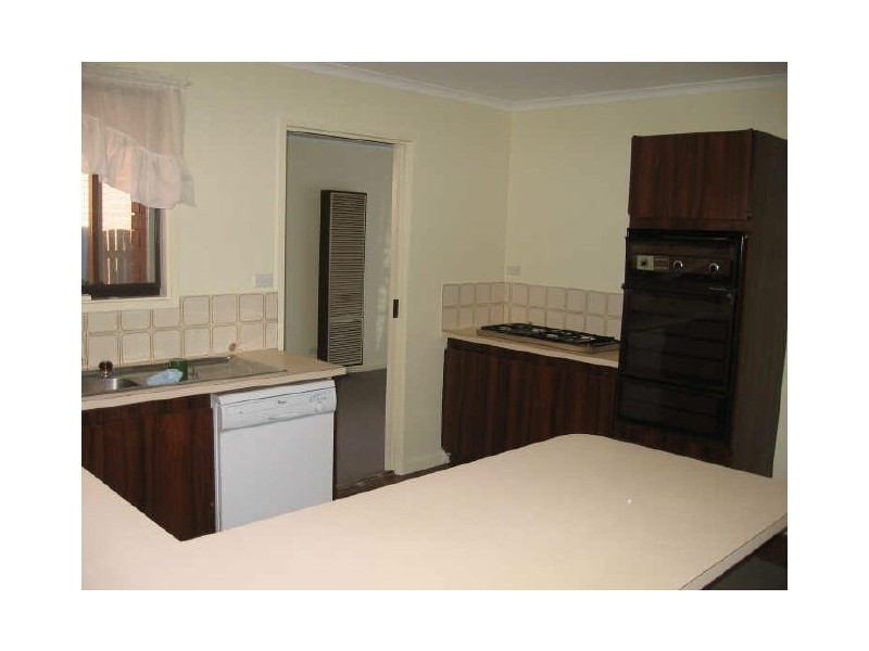 16 Thornbill Drive, Carrum Downs VIC 3201