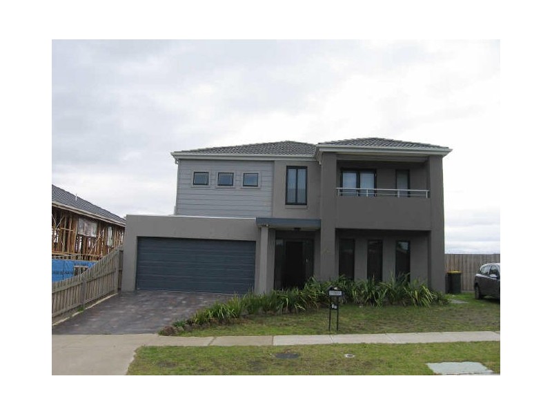 65 Clifton Park Drive, Carrum Downs VIC 3201