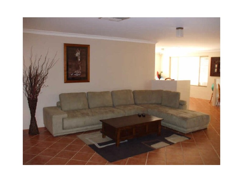 14 Georgia Way, Success WA 6164