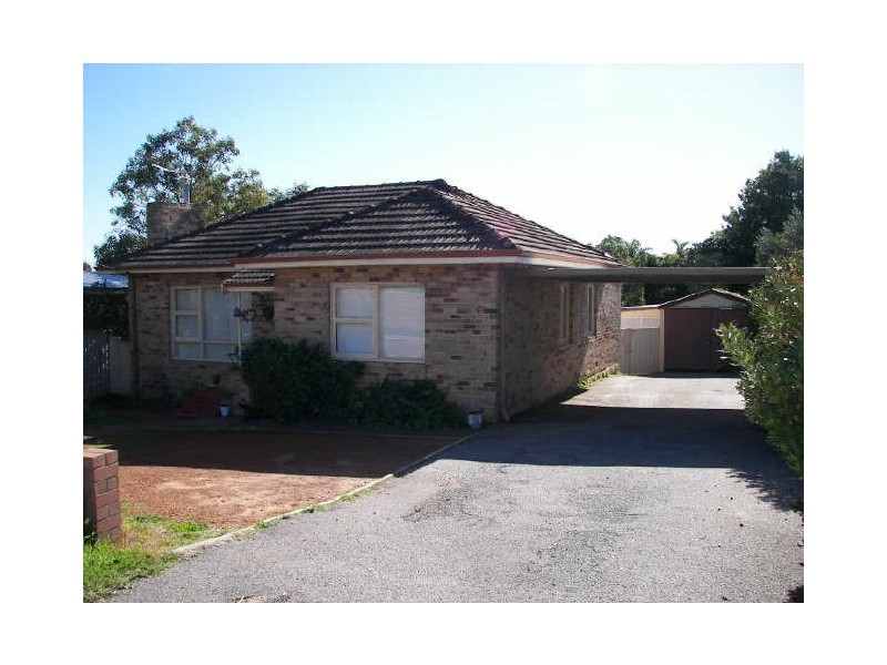 82 Forrest Road, Hamilton Hill WA 6163