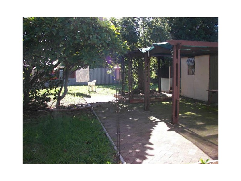 82 Forrest Road, Hamilton Hill WA 6163