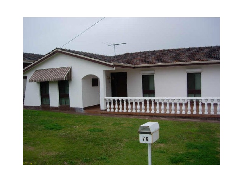 76 Winterfold Road, Samson WA 6163