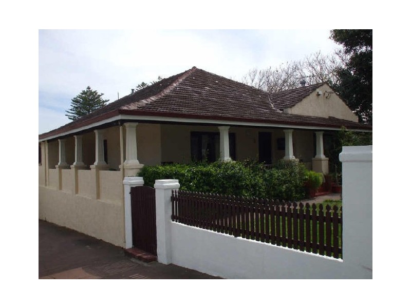 1 Cadd Street, Beaconsfield WA 6162