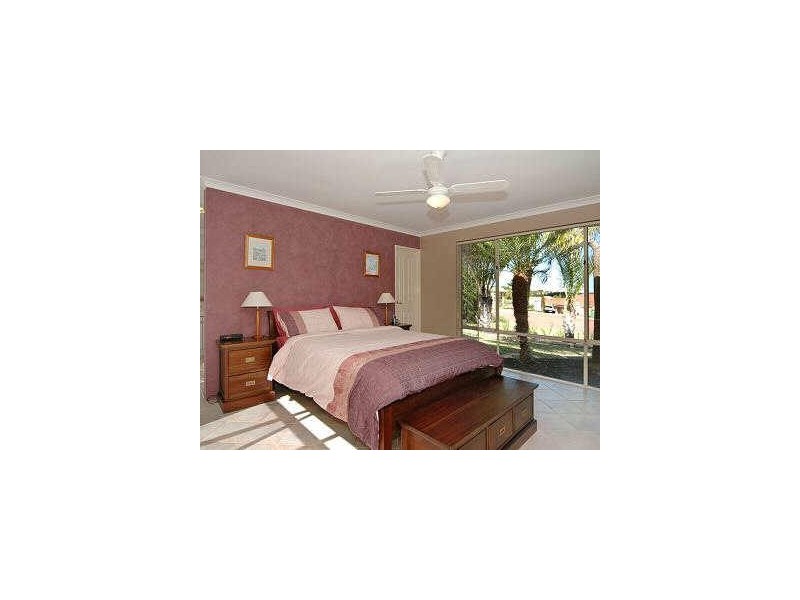 5 The Cove, Coogee WA 6166