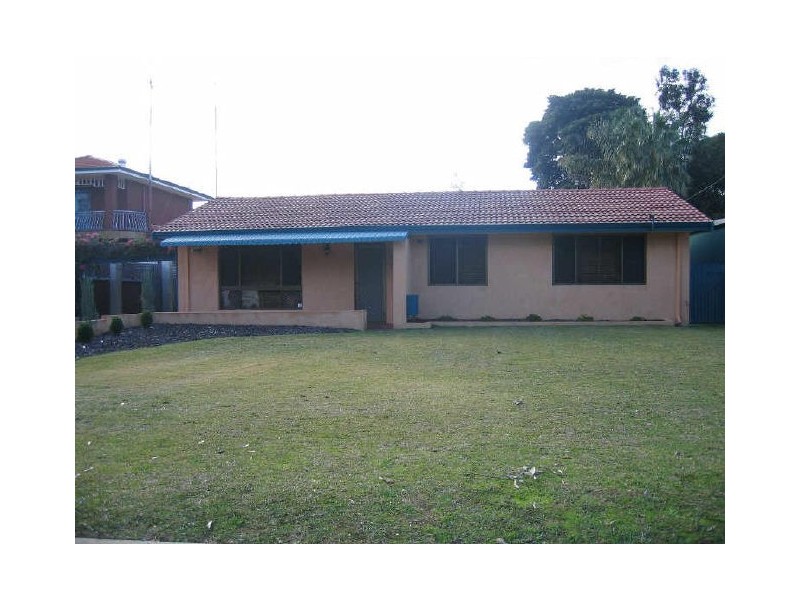 20 Shallow Street, Spearwood WA 6163