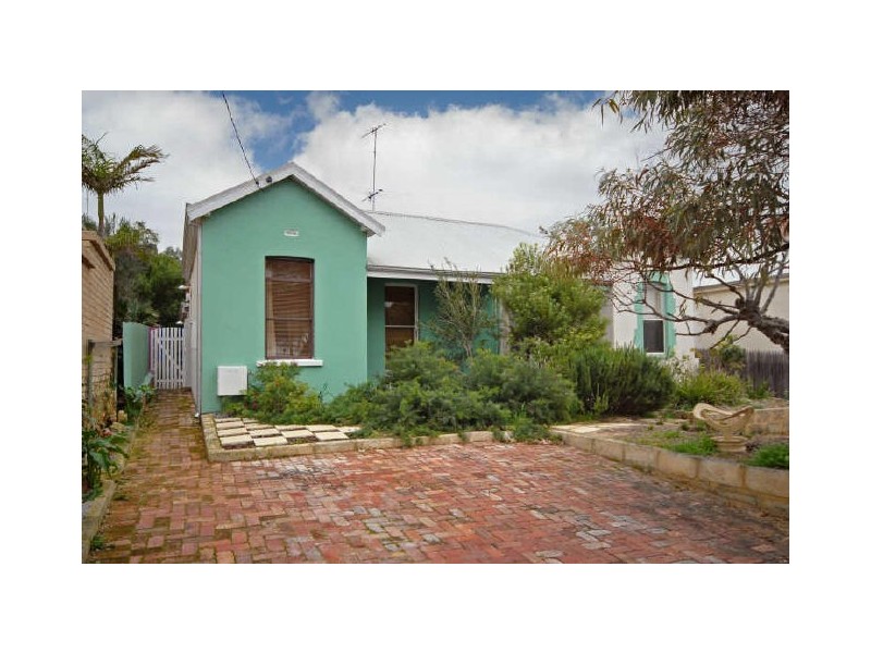 16 Bellevue Terrace, Fremantle WA 6160