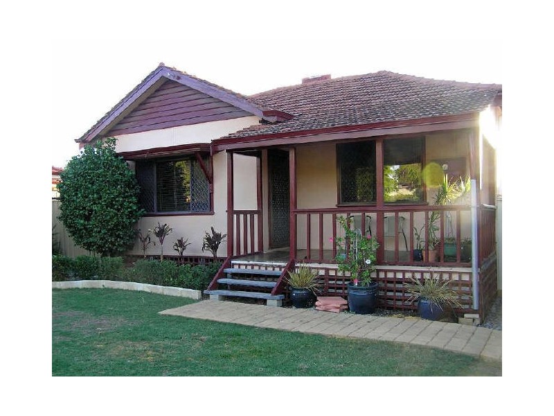 14 Cummins Street, Willagee WA 6156