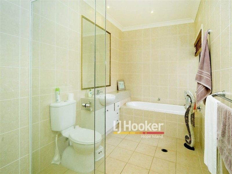 Hope Island QLD 4212