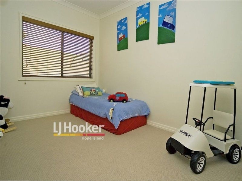 Hope Island QLD 4212