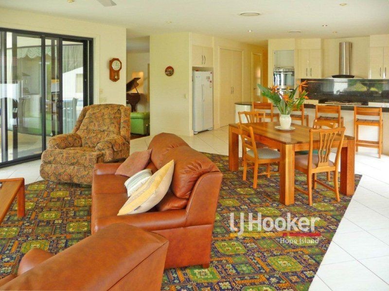 Hope Island QLD 4212