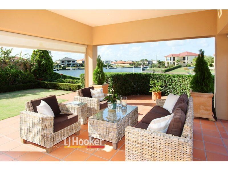 3106 Riverleigh Drive, Hope Island QLD 4212