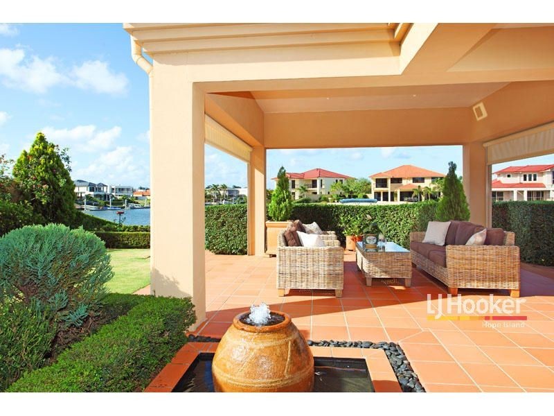 3106 Riverleigh Drive, Hope Island QLD 4212