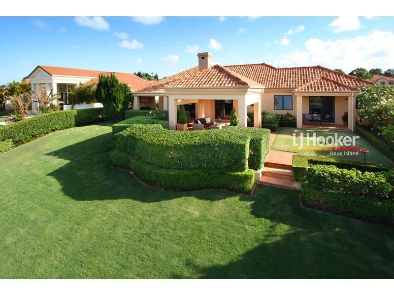 3106 Riverleigh Drive, Hope Island QLD 4212