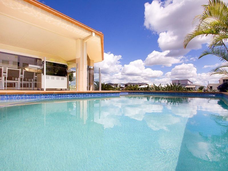 35 Ferrymans Court, Helensvale QLD 4212