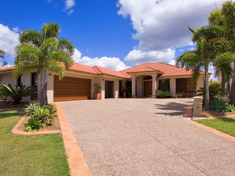 35 Ferrymans Court, Helensvale QLD 4212