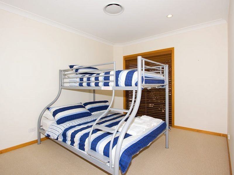 35 Ferrymans Court, Helensvale QLD 4212