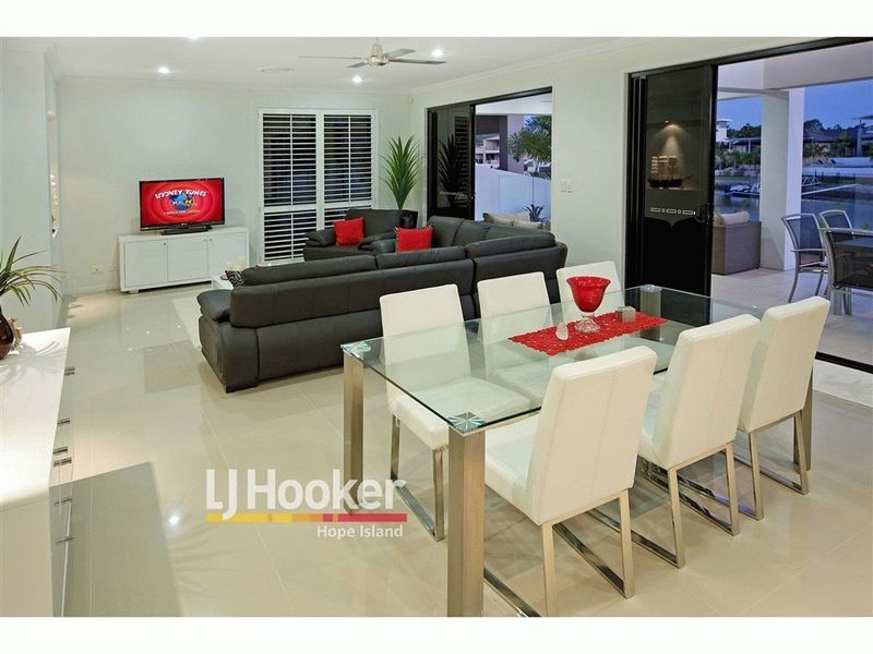 53 Southaven Drive, Helensvale QLD 4212
