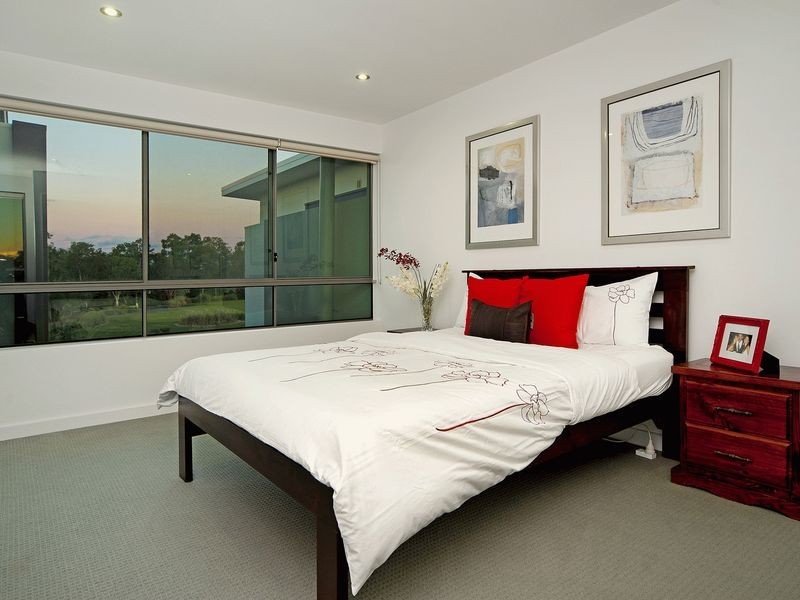 7502 Springfield Drive, Hope Island QLD 4212