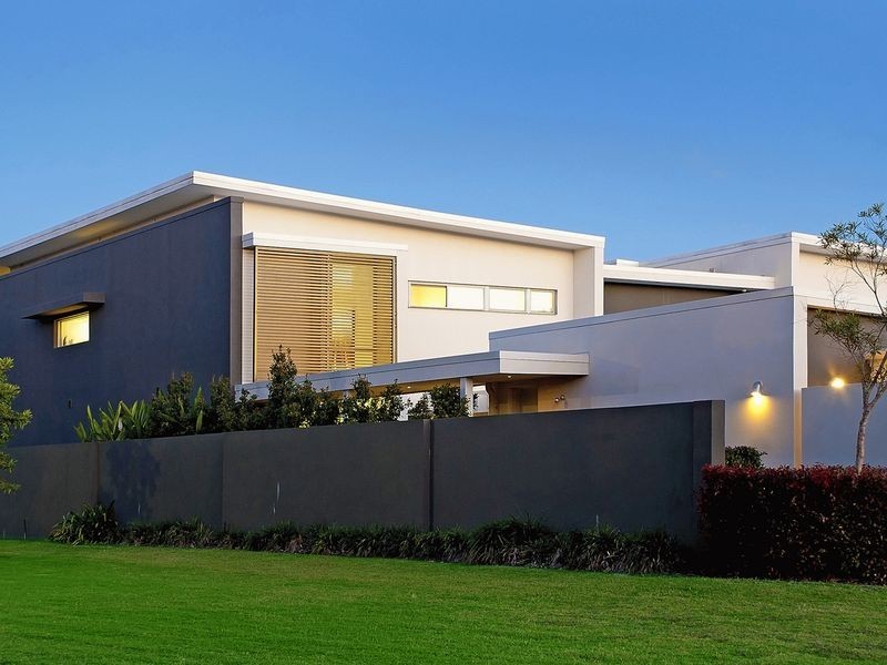 7502 Springfield Drive, Hope Island QLD 4212