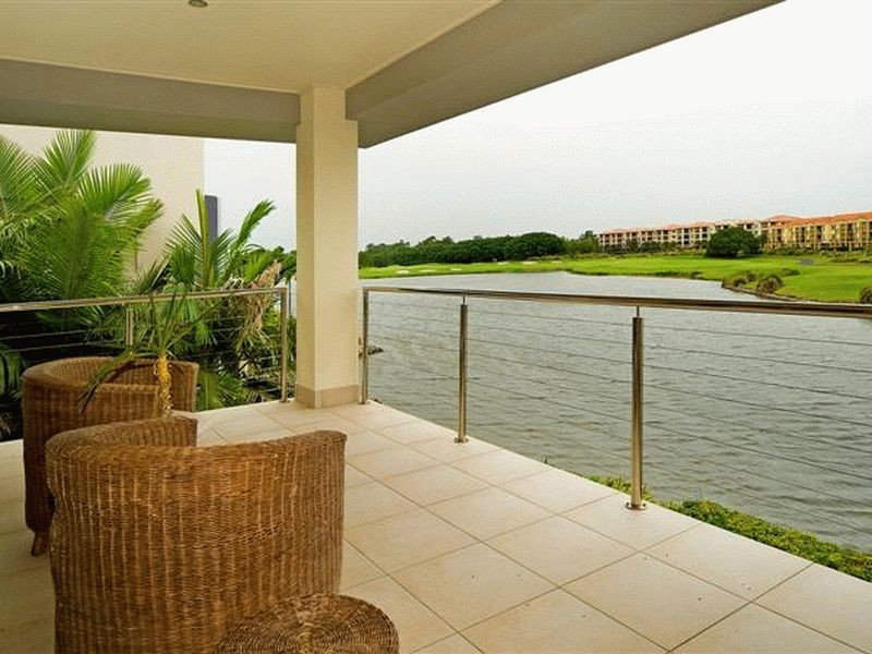 Hope Island QLD 4212